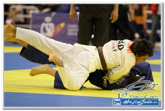 CEE201200100