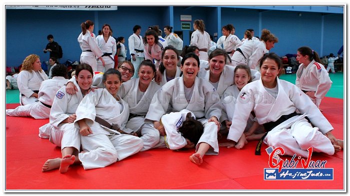 IENCUENTROMUJERES144